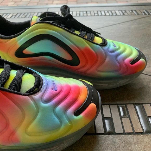 Nike air max 720 • BRAND NEW/NEVER WORN • - Picture 9 of 16